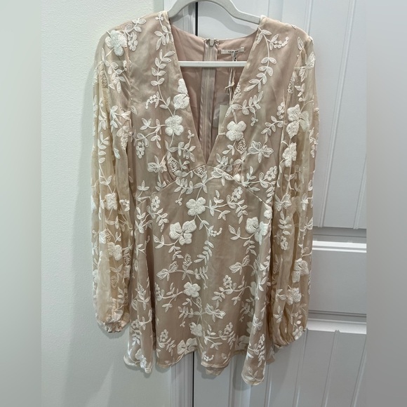 NWT Tularosa Ryland Dress - floral bridal embroidered- size S - Picture 13 of 14